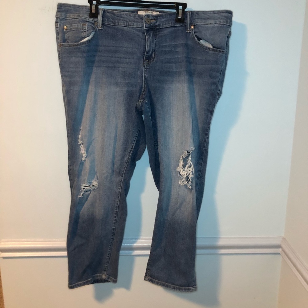 Torrid Denim “We Swear by the Fit” Ripped Blue Jeans Size 22
